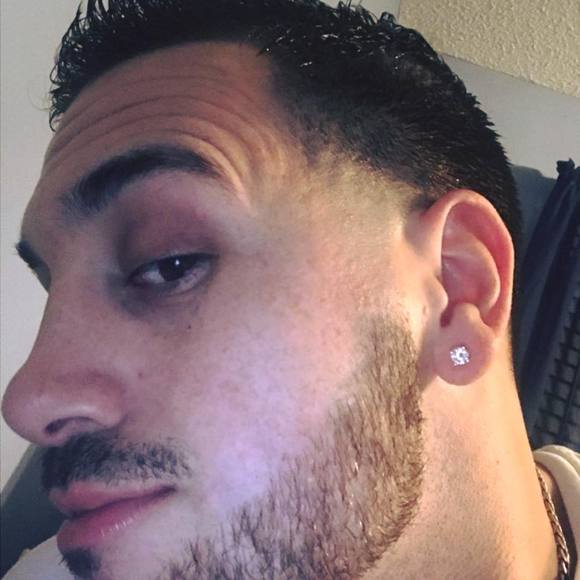 Meet your Posher, Christopher - Picture 1 of 1